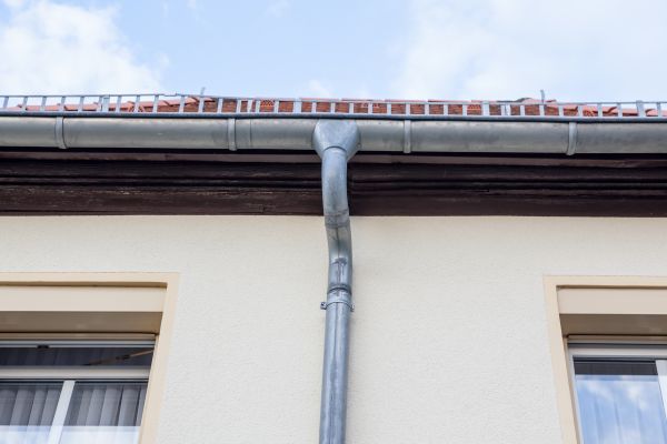 Commercial Gutter Maintenance in Peachtree City